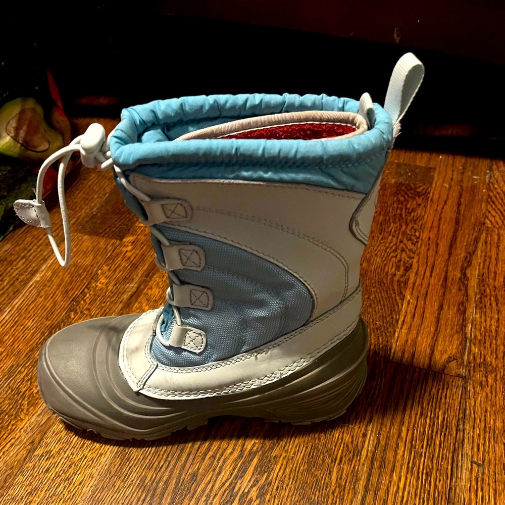 Northface Thermafelt Waterproof Girls size 3 Snow Boots